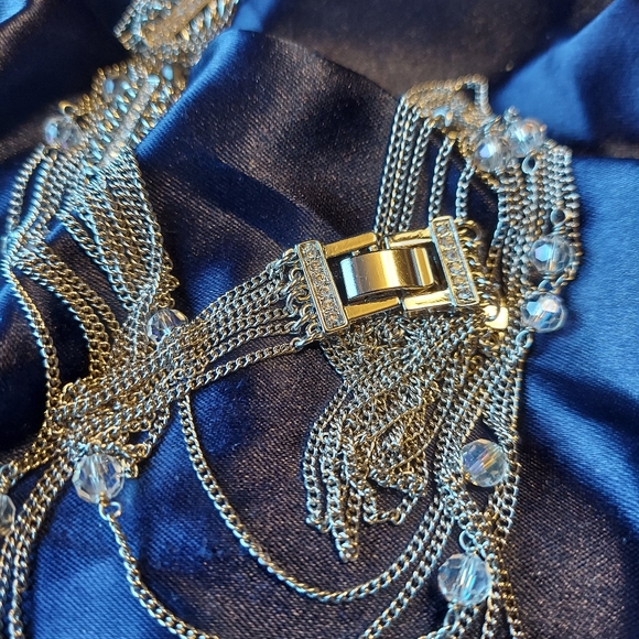 Necklace 15" w/6 Strands & Aurora Borelious Beads& Plates w/Faux Chip Diamonds. - Picture 3 of 9